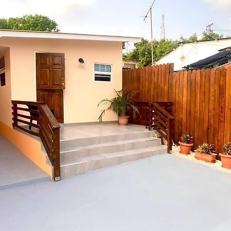 Cozy 1-Bedroom Apartment Close To City Center วิลเลมสตัด ภายนอก รูปภาพ